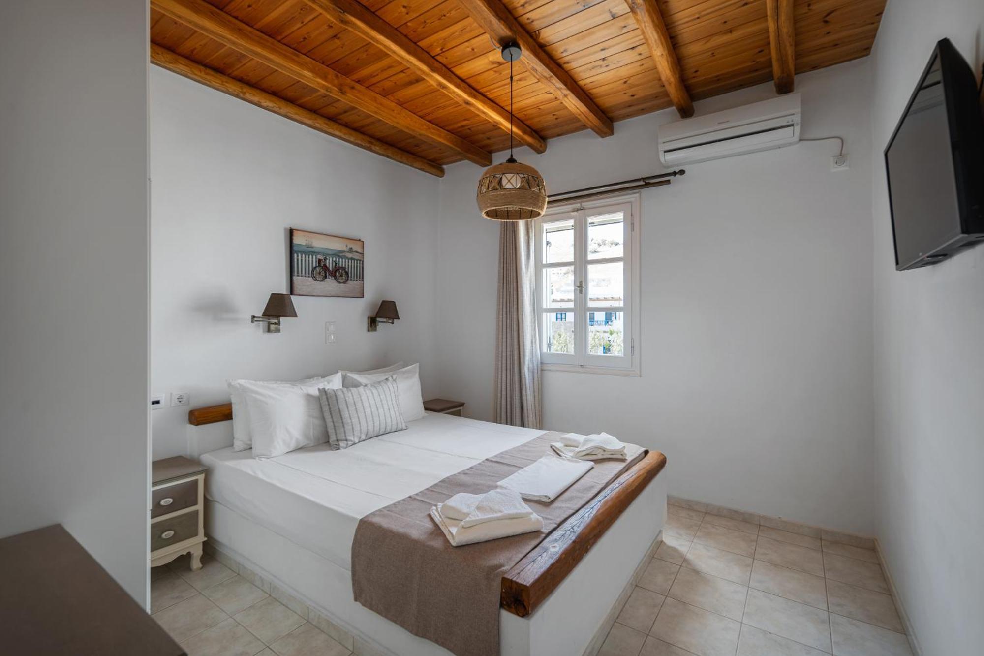 Galazio Seaside Apartments Livadakia 外观 照片