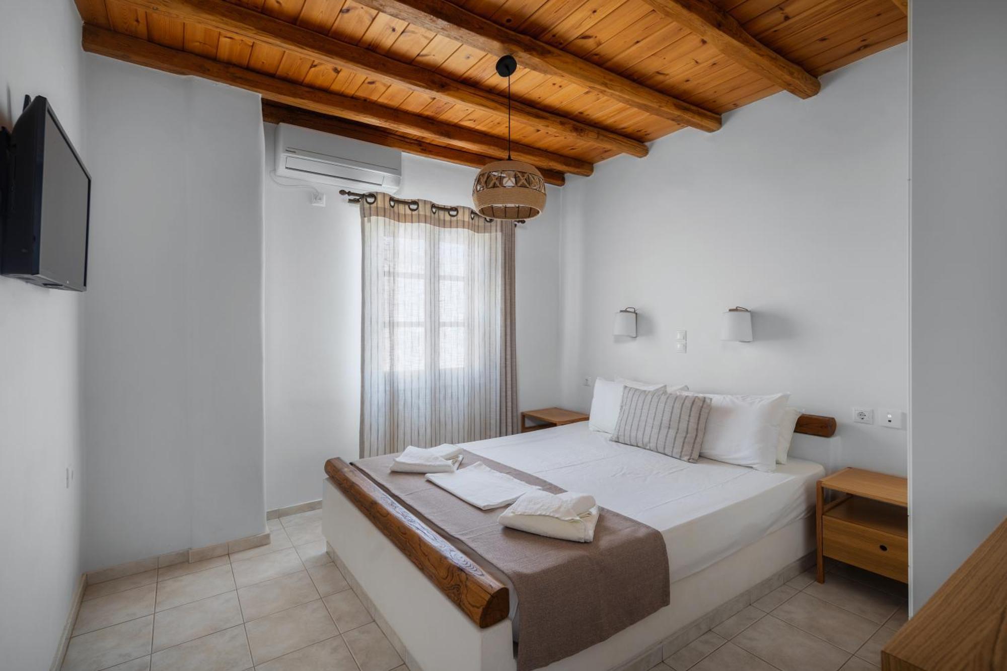 Galazio Seaside Apartments Livadakia 外观 照片